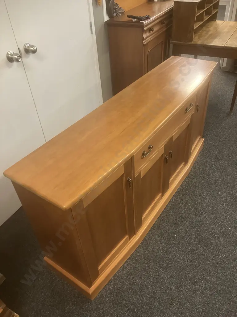 Kauri & Maple Sideboard, Single Drawer, 4 Panelled Doors. H81 W169 D42cm Image 1++