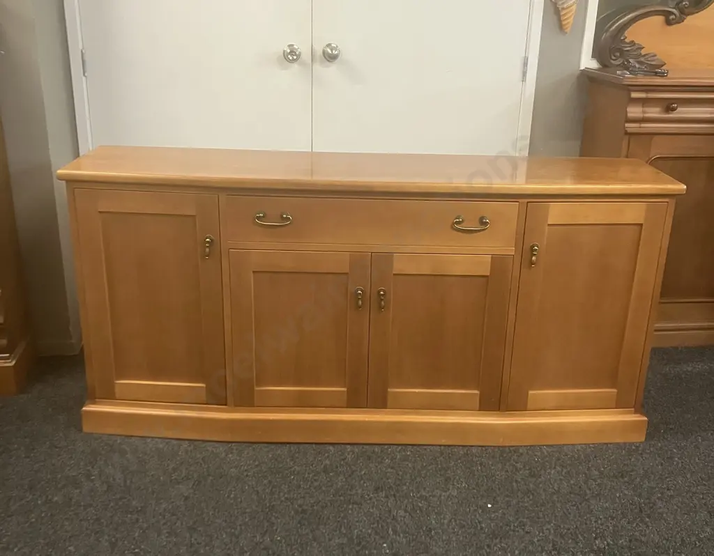 Kauri & Maple Sideboard, Single Drawer, 4 Panelled Doors. H81 W169 D42cm Image 1++