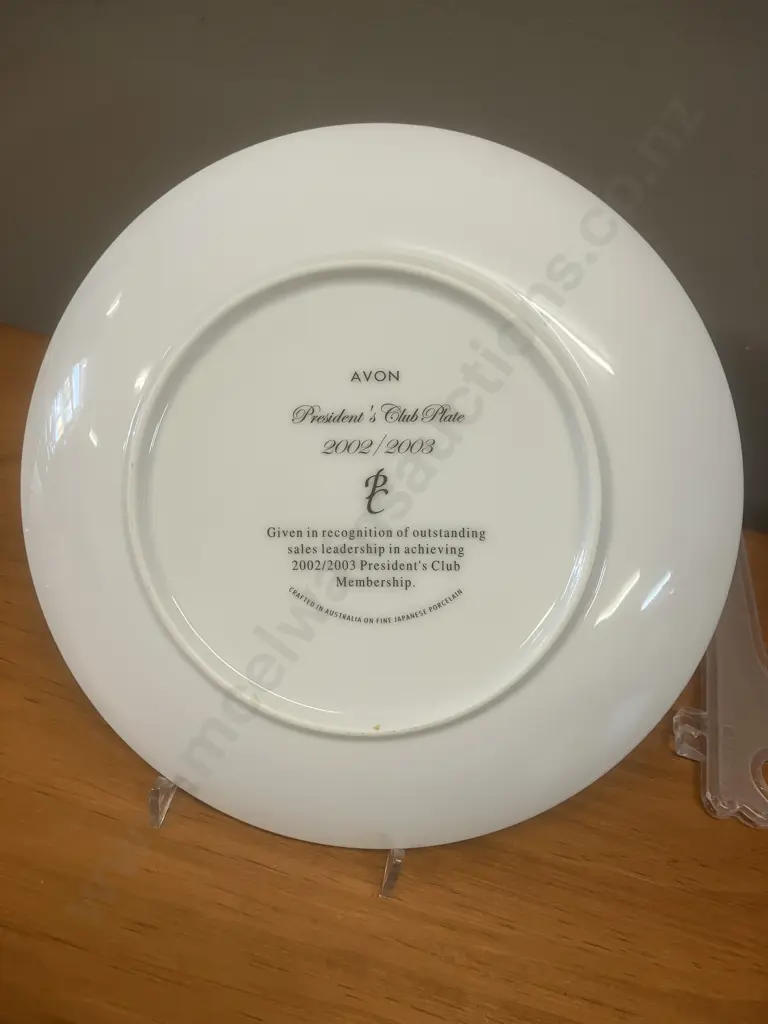 Collectable Avon President's Club Plates x 5 - 2002/2003 to 2004/2005 Plus 2012/2013 Image 1++