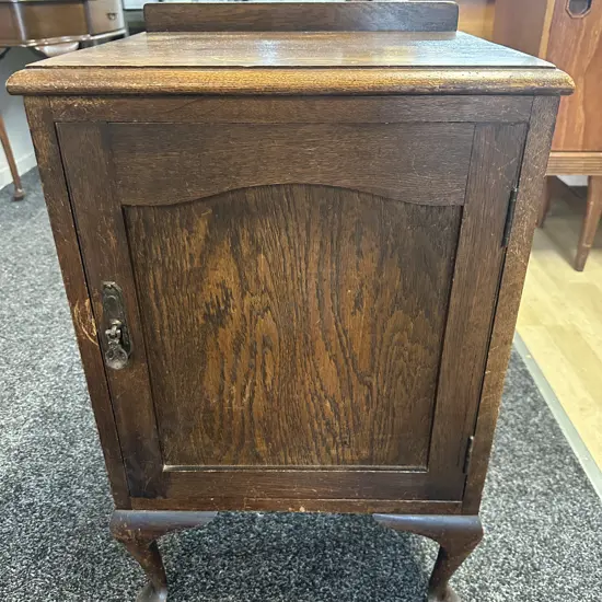 Vintage Oak Po Cabinet Single Door With Cabriole Legs in Front H71.5 W43 D37cm