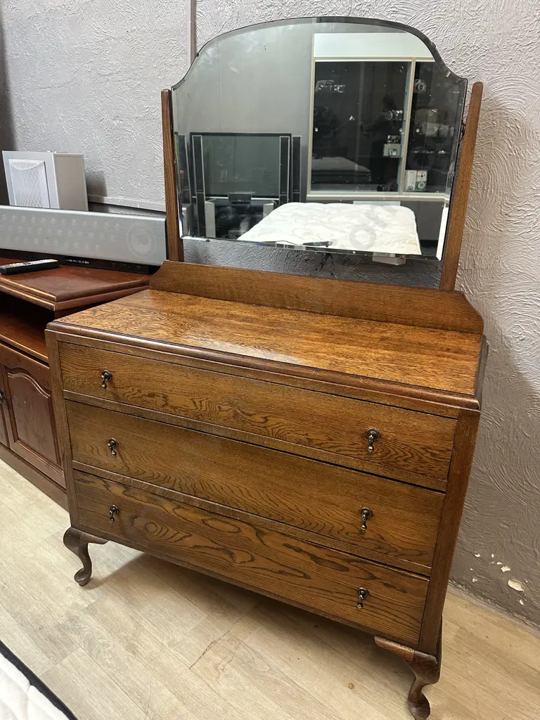 Antique Oak Three Drawer Dressing Table Bevelled Edge Mirror Cabriole Legs & Drop Handles Image 1++