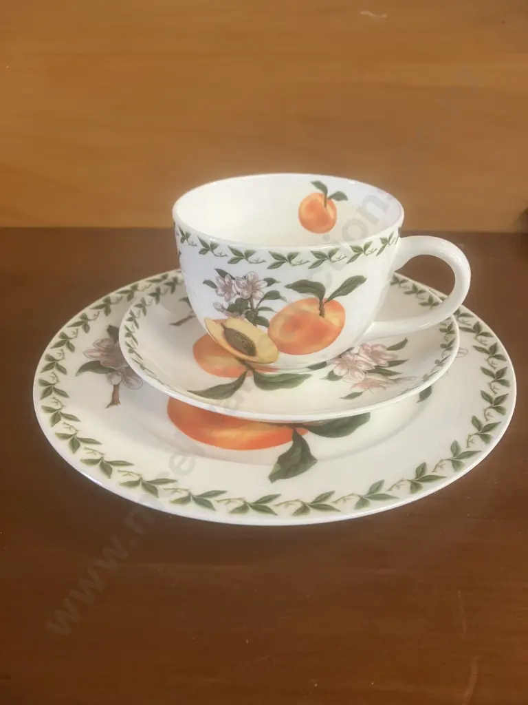 Maxwell Williams Orchard Fruits Pattern Trio, Tangled Flowers & Autumn Leaves Platters Image 1++