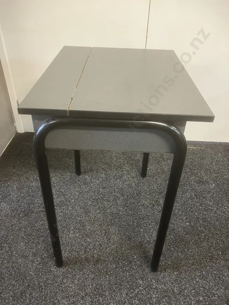 Lift Lid Box Desk Image 1++