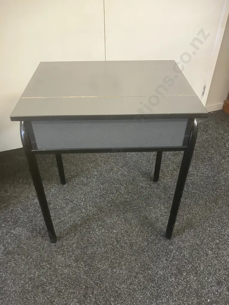 Lift Lid Box Desk Image 1++