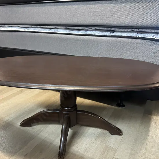 Vintage Mahogany Oval Coffee Table Single Pedestal H45 W110 D55cm.
