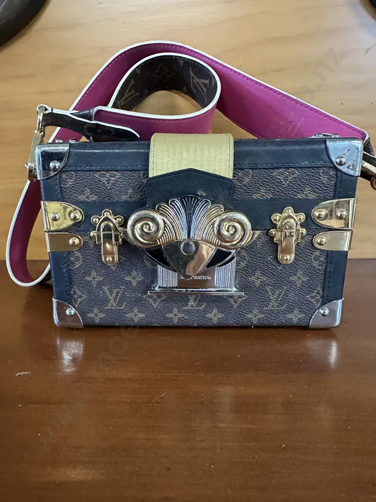 Louis Vuitton Paris Italian Made Parisian Petite Malle Bag Image 1++