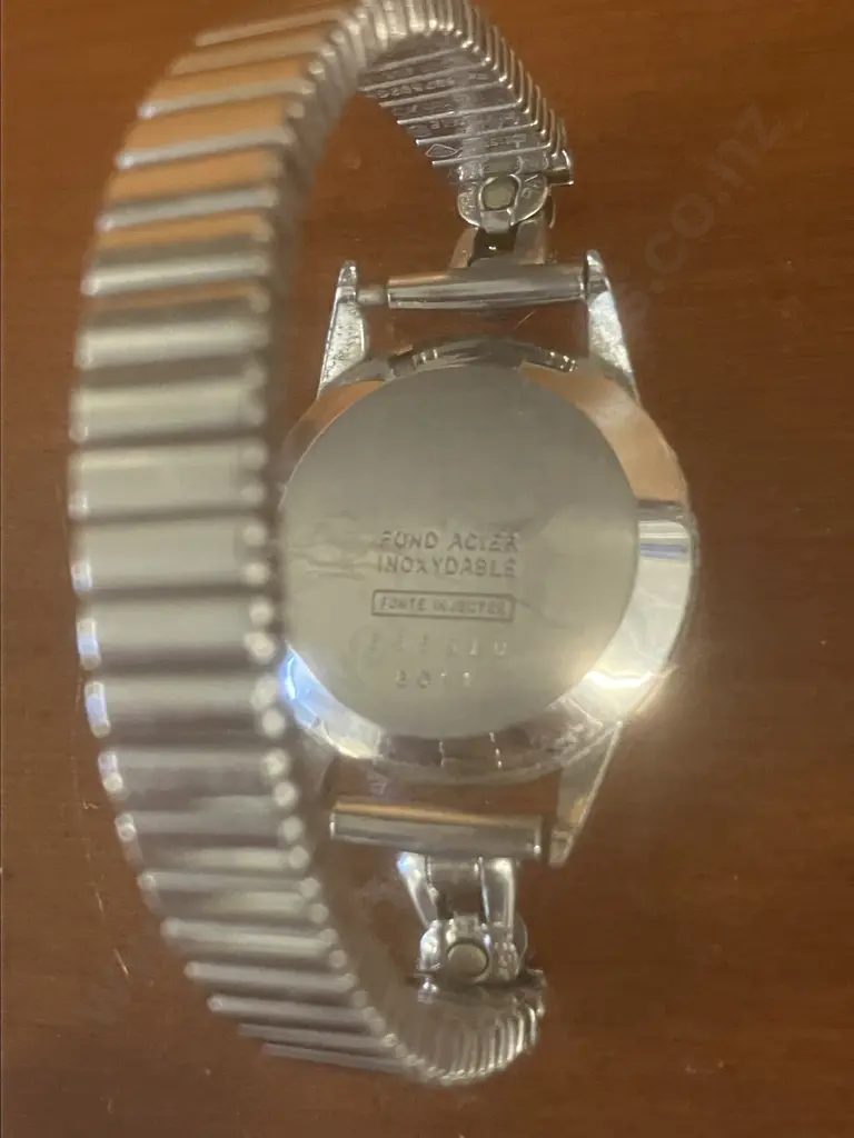 Vintage Watches - 1950s Swiss Pierpont Cadet Manual Wind (Back of Dial in French) & SEIKO 2020-6500 Tank Quartz Women’s Image 1++