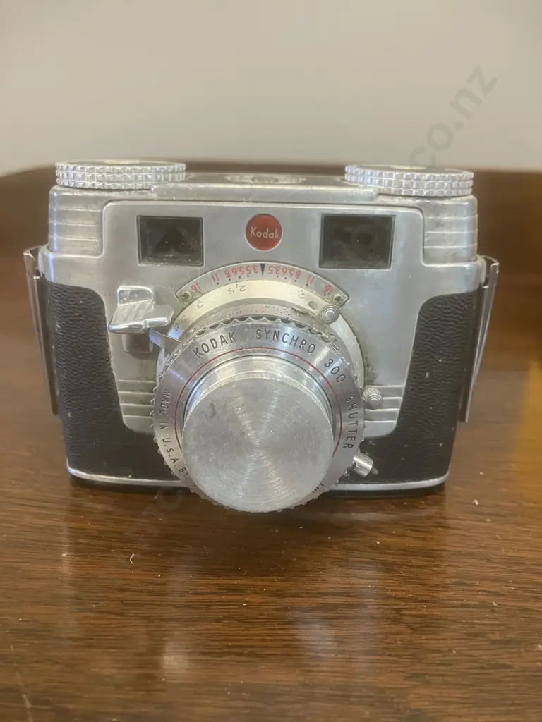 Kodak Instamatic Reflex SLR Camera Schneider Kreuznach Xenar f:28/45mm Lens. - Late 1960s Germany. Original Box Image 1++