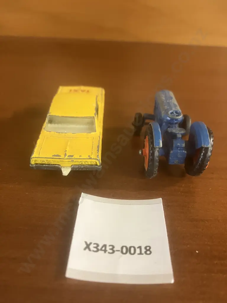 Matchbox Lesney No.20 Chevrolet Impala Yellow Taxi (1965-1968)& No.72 Fordson Major Blue Tractor (1959-1966) - England Image 1++
