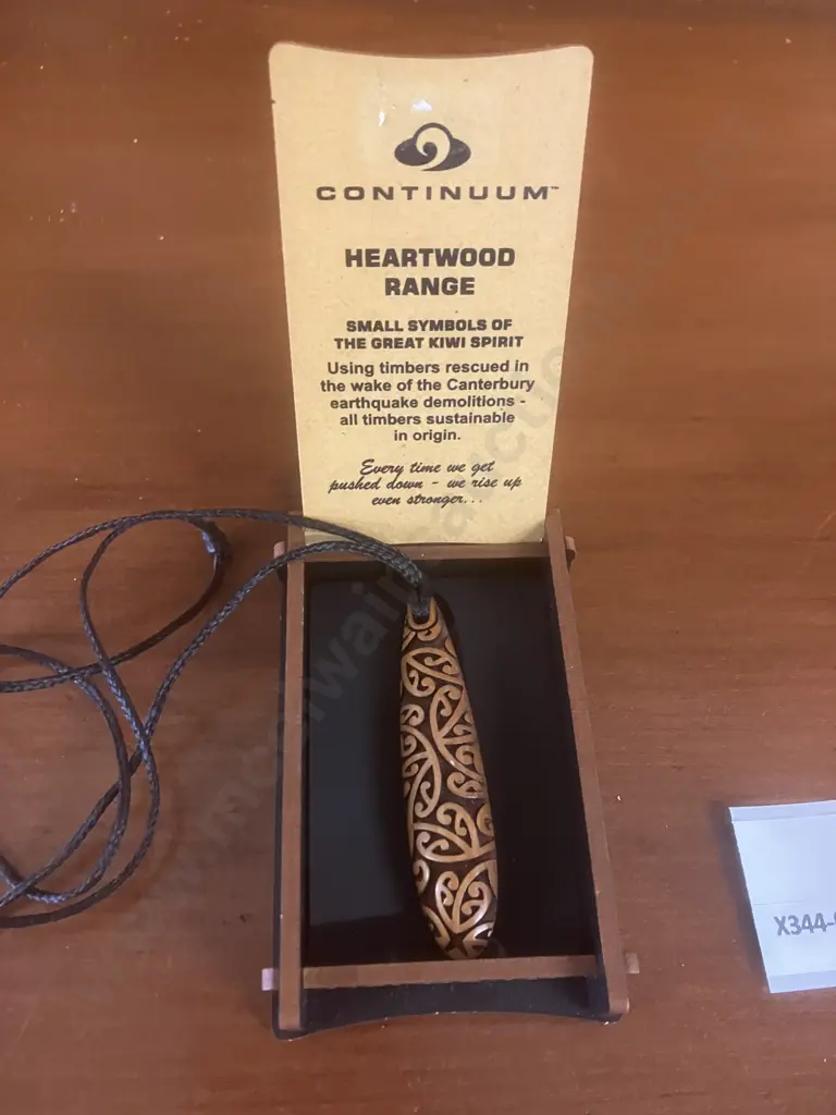 Carved Heartwood Pendant In Original Box Image 1++