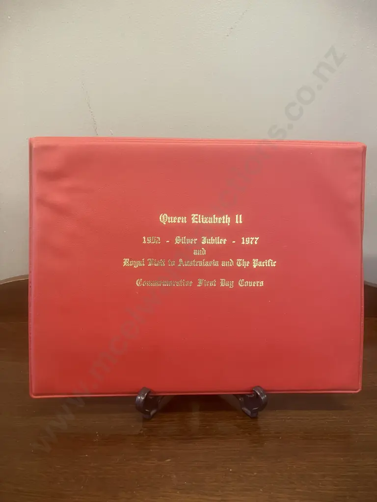 Queen Elizabeth ll 1952- Silver Jubilee -1977 & Royal Visit to Australasia & The Pacific Commemorative First Day Covers Image 1++