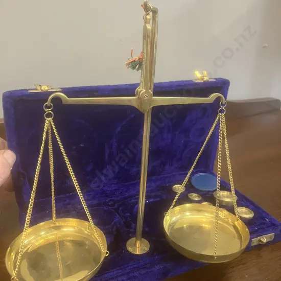 Portable Brass Scales I Case With Weights