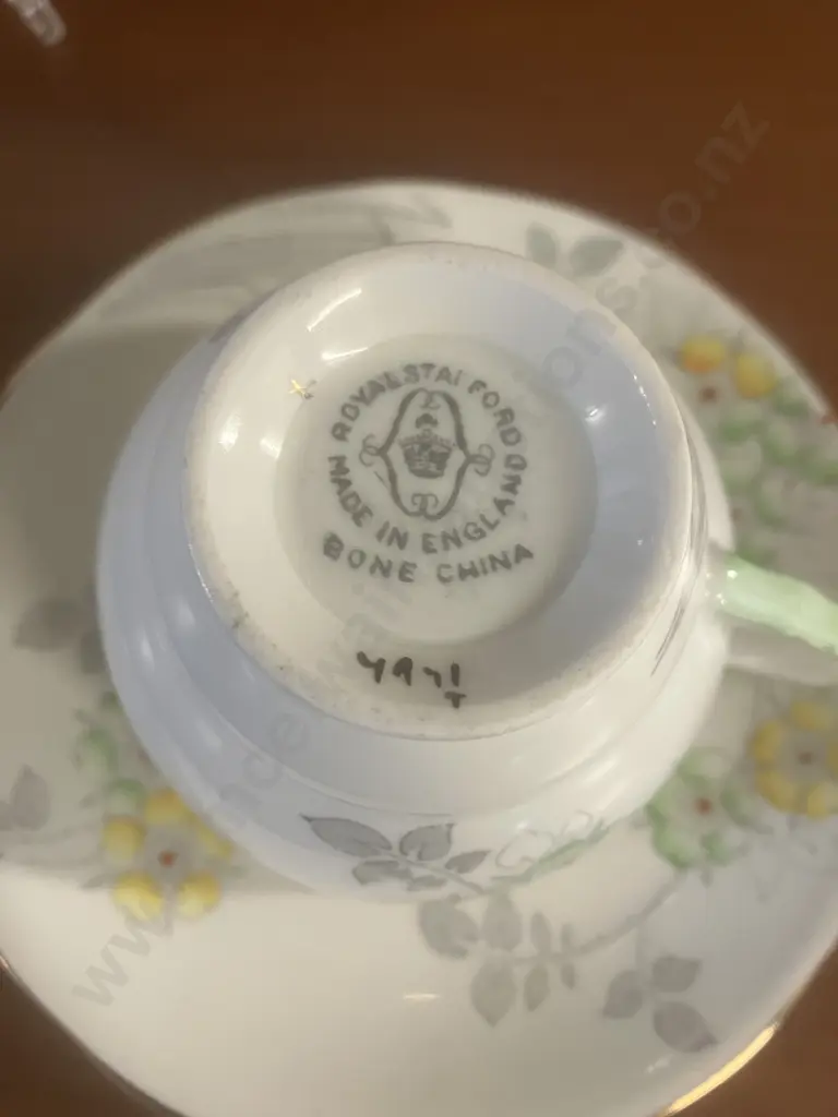 Lot of 6 x English Fine Bone China Trios Including Stanley Ferns & Flowers & Derby Posies With a Teacup & Saucer Image 1++