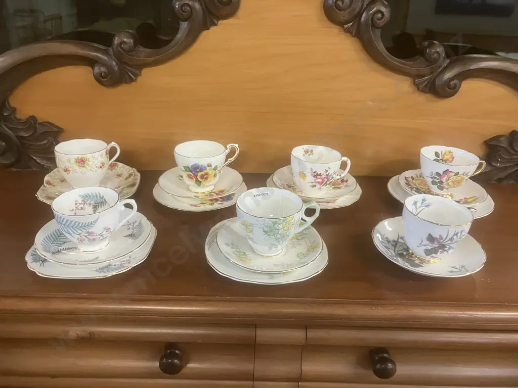 Lot of 6 x English Fine Bone China Trios Including Stanley Ferns & Flowers & Derby Posies With a Teacup & Saucer Image 1++