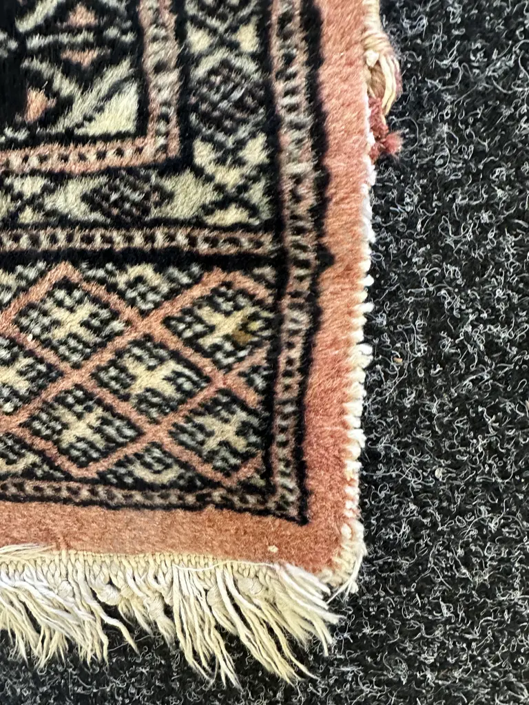 Vintage Hand Knotted Floor Rug With A Distinctive Salmon Pink Background Geometric Diamond & Medallion Motifs 122x76cm.  Image 1++