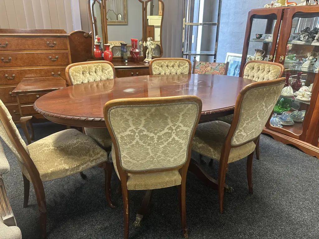 Vintage Mahogany Seven Piece Dining Suite Rope Edge Single Pedestal Ornate Detail Brass Claw Feet Image 1++