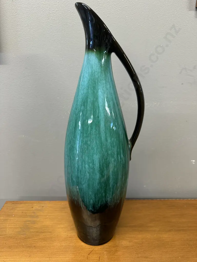 Vintage Blue Mountain Pottery Canada Pitcher Vase Image 1++