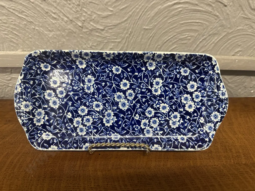 Staffordshire Burleigh 'Calico' Rectangular Tray Blue & White Chinz Floral 13x27x5cm. Image 1++