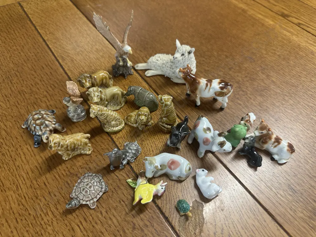 Selection Of Miniature Animal Ornaments Including Wade Image 1++