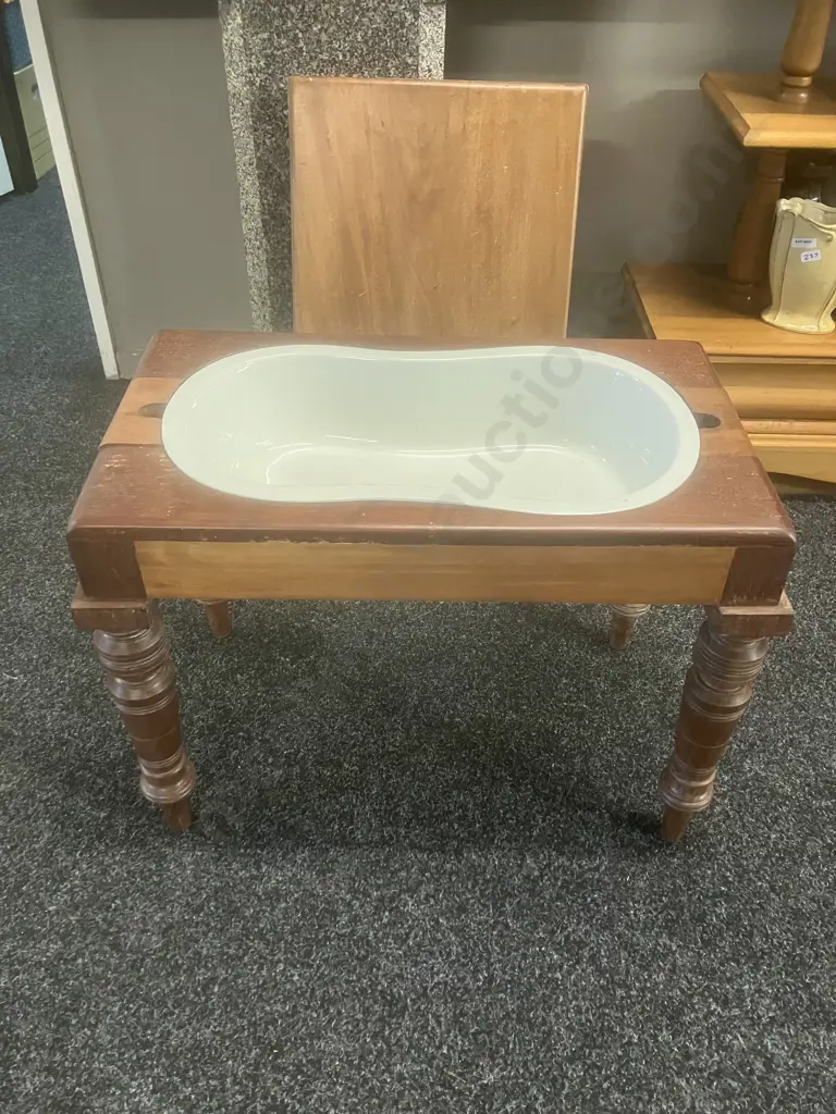 Victorian Mahogany Ladies Bidet With Original Ceramic Bowl. H44.5 L60 W35cm Image 1++