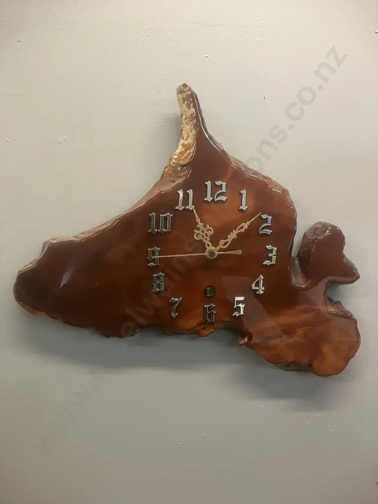 New Zealand Swamp Kauri Clock - Natural Wood Creations. 36 x 43.5cm Image 1++