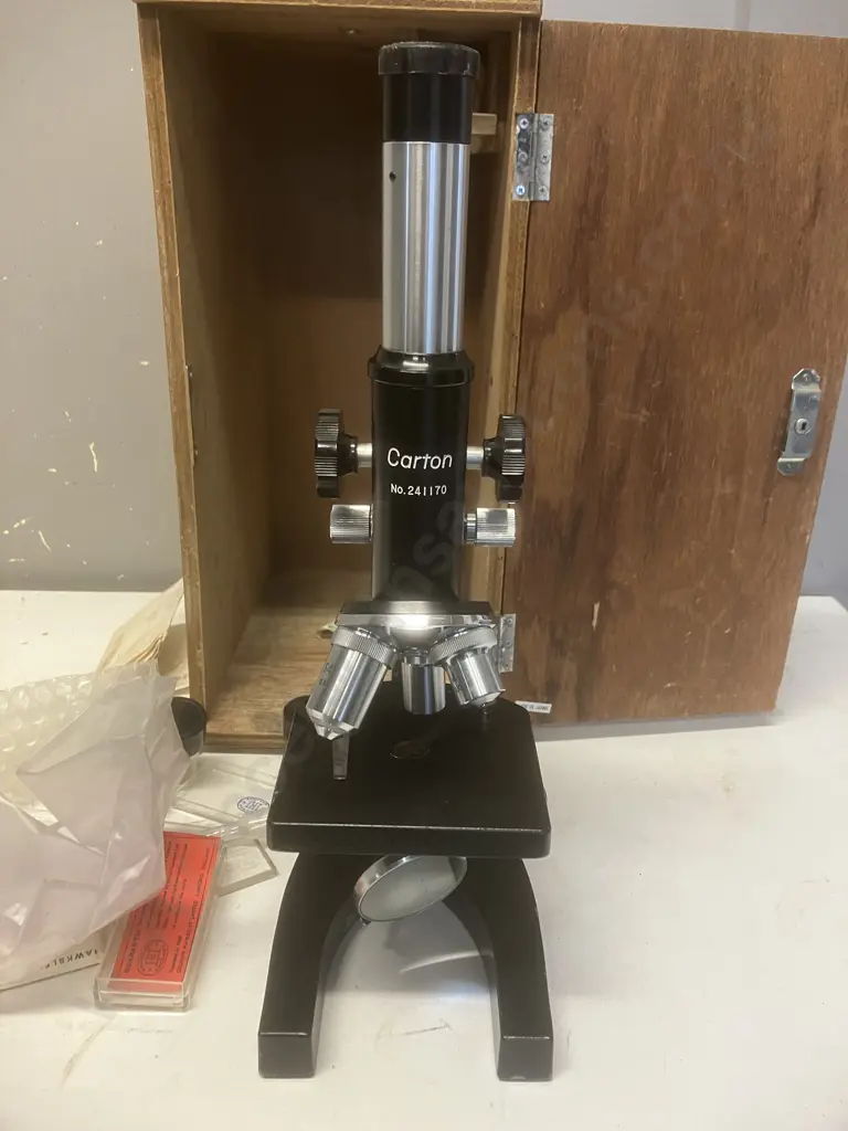 Microscope In Wooden Carry Case With Key - Carton No 241170 B2/T Image 1++
