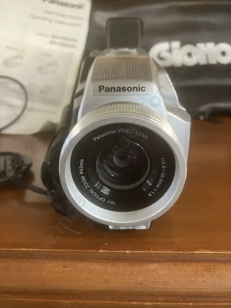 Panasonic NV-DS30A Video Camera With Charger & Glottos 702 Tripod With Bag (Needs Attachment Piece) Image 1++