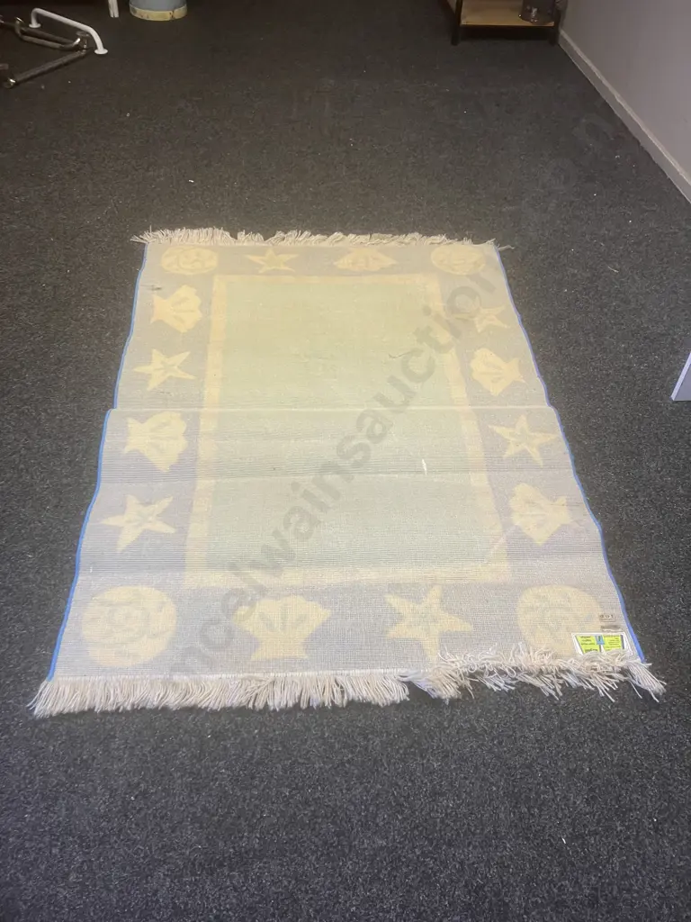 Egyptian Rug - 114 x 160cm Image 1++