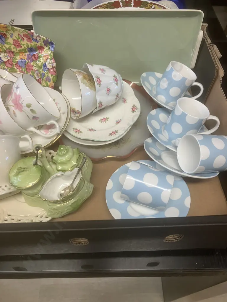 Vintage China Teaware Including Shelley & Casa Domina Etc Image 1++