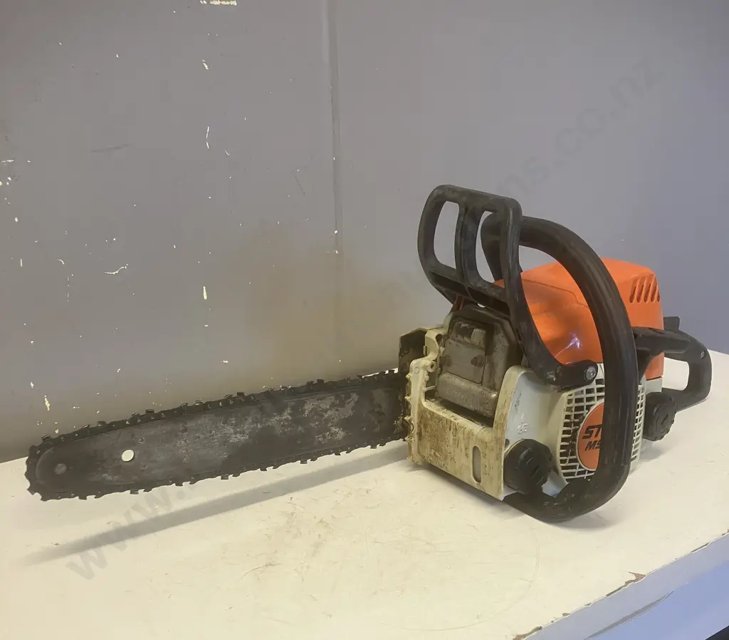Stihl MS170 Petrol Chainsaw Image 1++