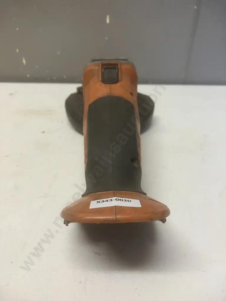 AEG 18V 125mm Angle Grinder BEWS18-125X Skin Only Image 1++