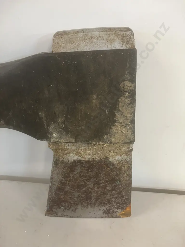 Fiskars Splitting Axe X21 With Plastic Transport Guard Image 1++
