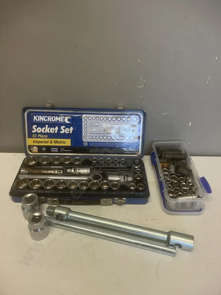 Kincrome 51 Piece Socket Set (As Found), Assorted Sockets In Container, Wheel Nut Spanner With 36 & 32mm Sockets Image 1++