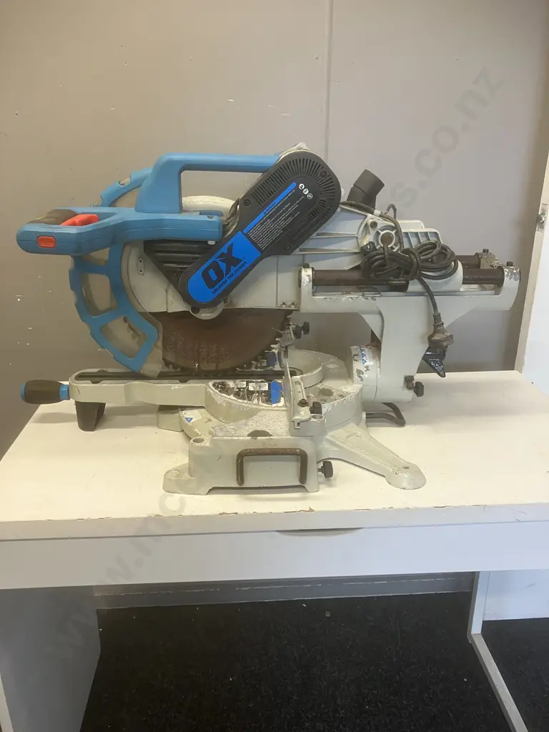 Ox Mitre Saw Model OX-P305 Image 1++