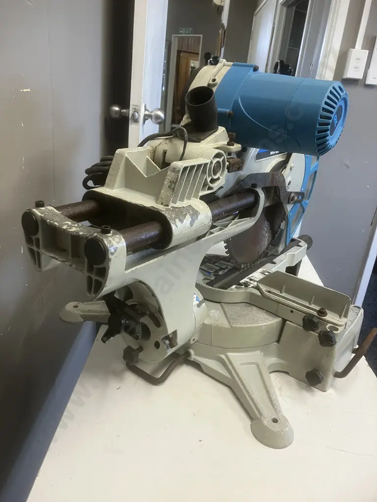 Ox Mitre Saw Model OX-P305 Image 1++
