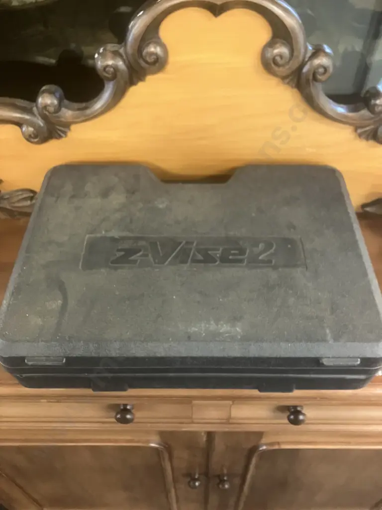 Original Z-Vise2 Portable All Purpose Vise - Zyliss, In Moulded Case With Instructions Image 1++