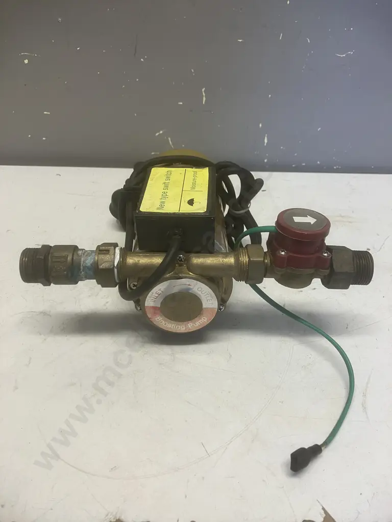 Low Pressure Hot Water Booster Pump Image 1++