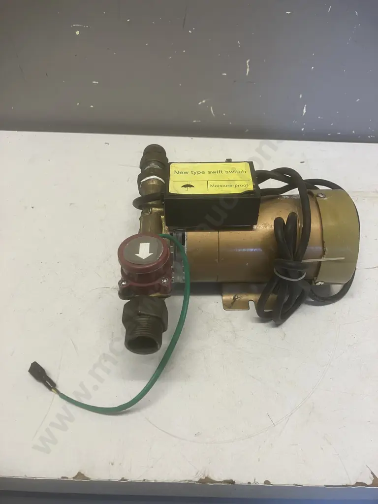 Low Pressure Hot Water Booster Pump Image 1++