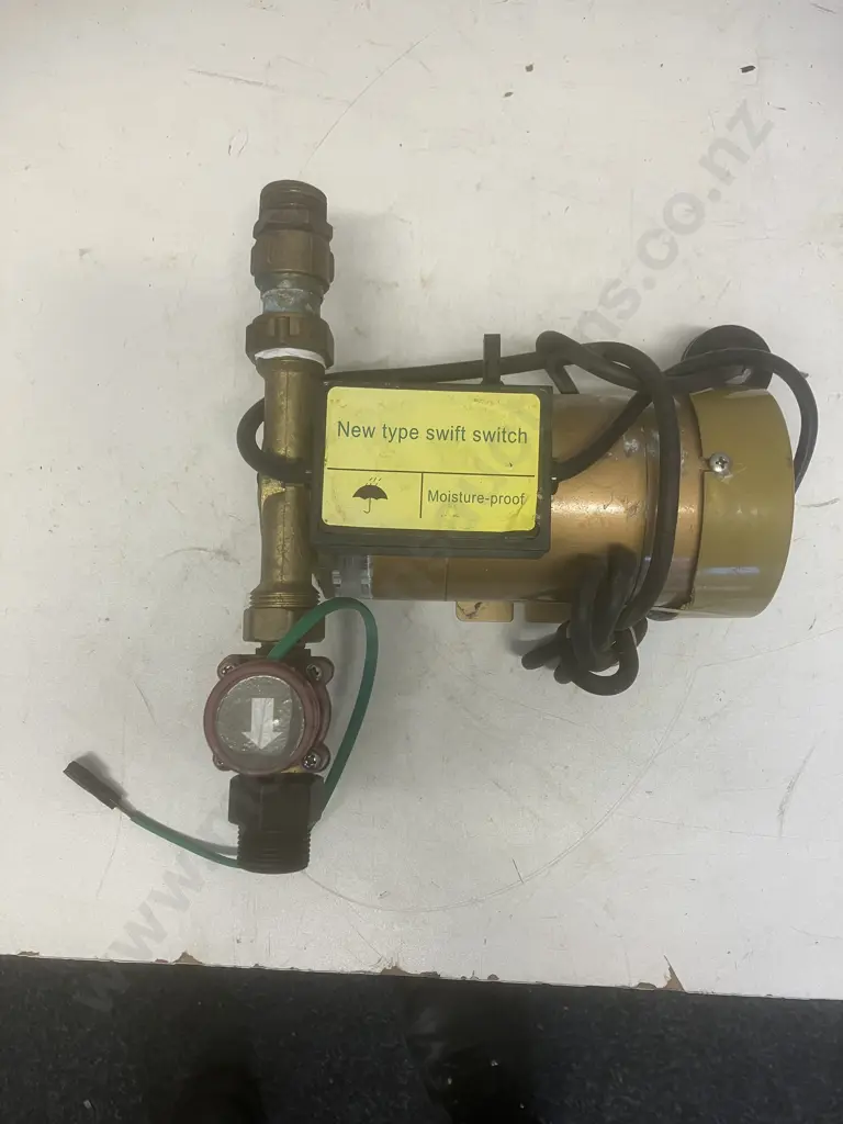 Low Pressure Hot Water Booster Pump Image 1++