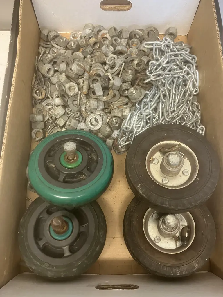 Box Lot Chains, Nuts & Washers, Wheels Image 1++