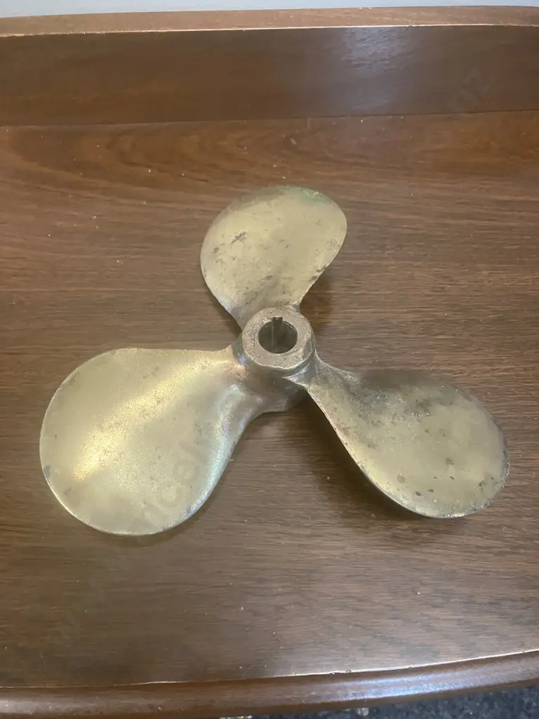 Vintage Brass 3 Blade Propeller. 23 x 5cm Image 1++