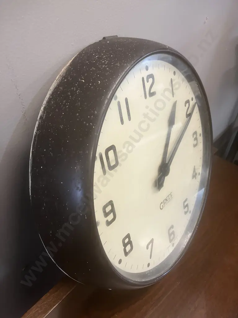 Vintage Brown Bakelite Wall Slave Clock by Gents of Leicester (EX NZ Post). c1950s Image 1++