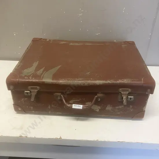 Vintage 1960s Duro Travel Goods Fibre Suitcase.