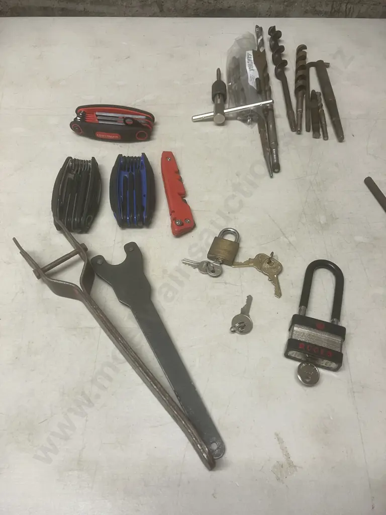 Tools - Permanent Strainers Tool, Allen Key Sets, Files, Hardware, Padlocks Etc Image 1++