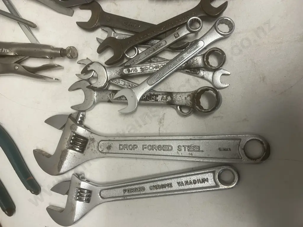 Tools - Dual Signal Tension Wrench, Circlip Pliers In Pouch, Spanners Etc Image 1++