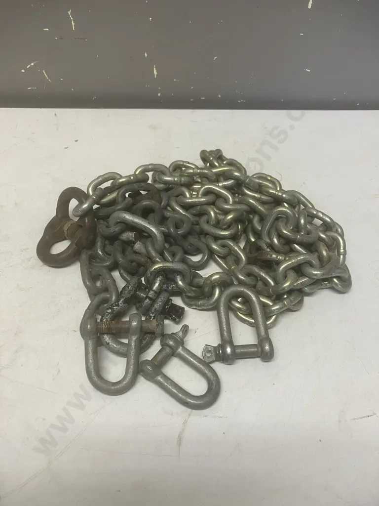 Chains & D Shackles, Pair of 25 Litre Trunk Boxes With Lids Image 1++