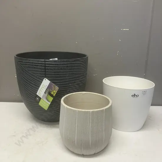 Garden Pots x 3