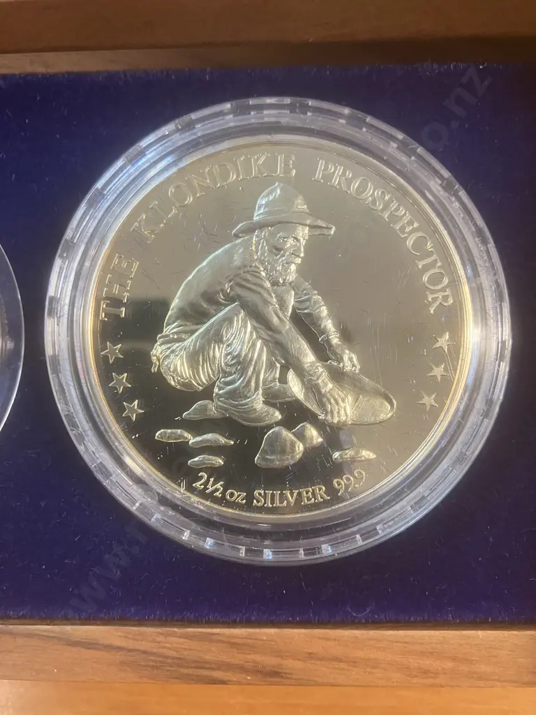 Klondike International Gold & Silver Prospector Three-Coin Set In Timber Display Case - #3347 / 5000 Image 1++