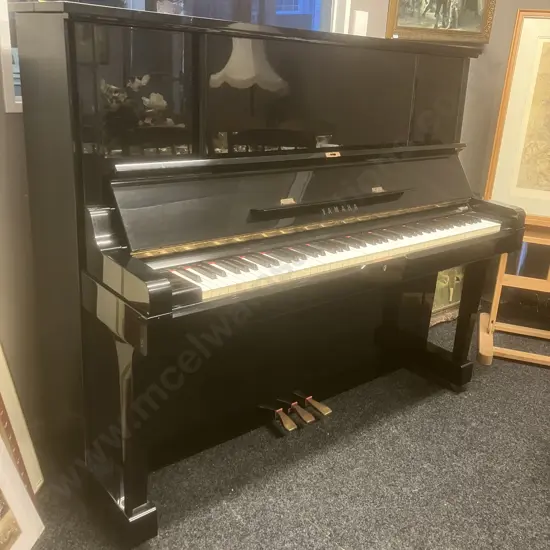Stunning Yamaha UX3 Upright Piano In Excellent Condition - Polished Ebony, 131cm
