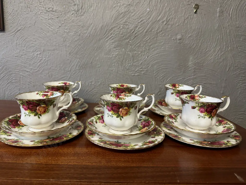 Royal Albert Old Country Roses Bone China Made In England Trios x6 Image 1++